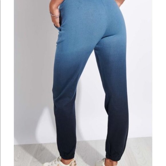 Monrow Blue Ombre Jogger - Picture 2 of 12